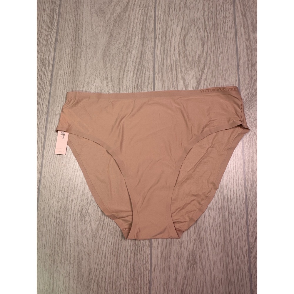 Victorias Secret Seamless Bikini Panties Nude Large NEW - Picture 1 of 3